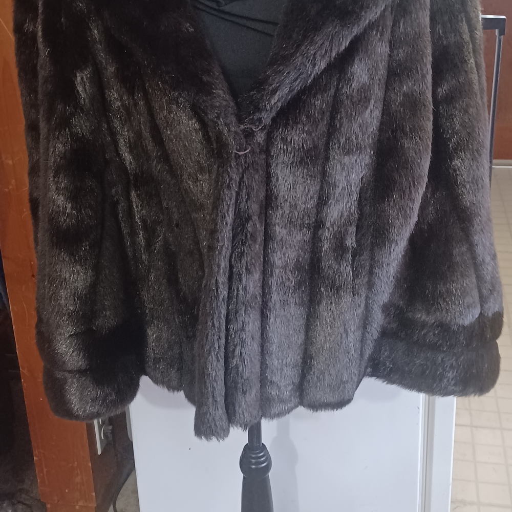 Chic Dark Brown Fur Jacket